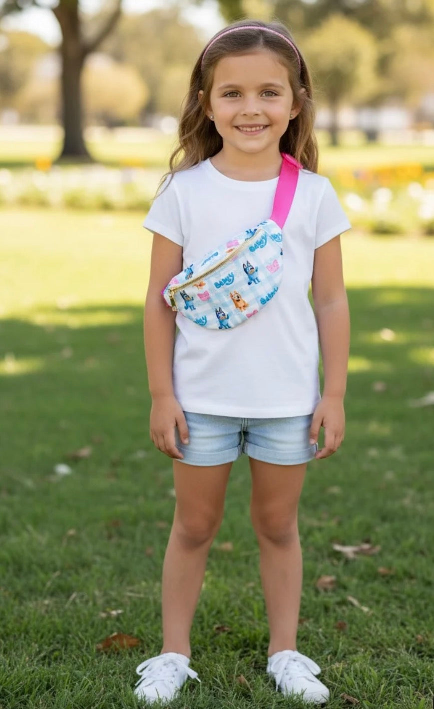 Model Wearing Kids Charm Online Blue Heeler Fanny Pack