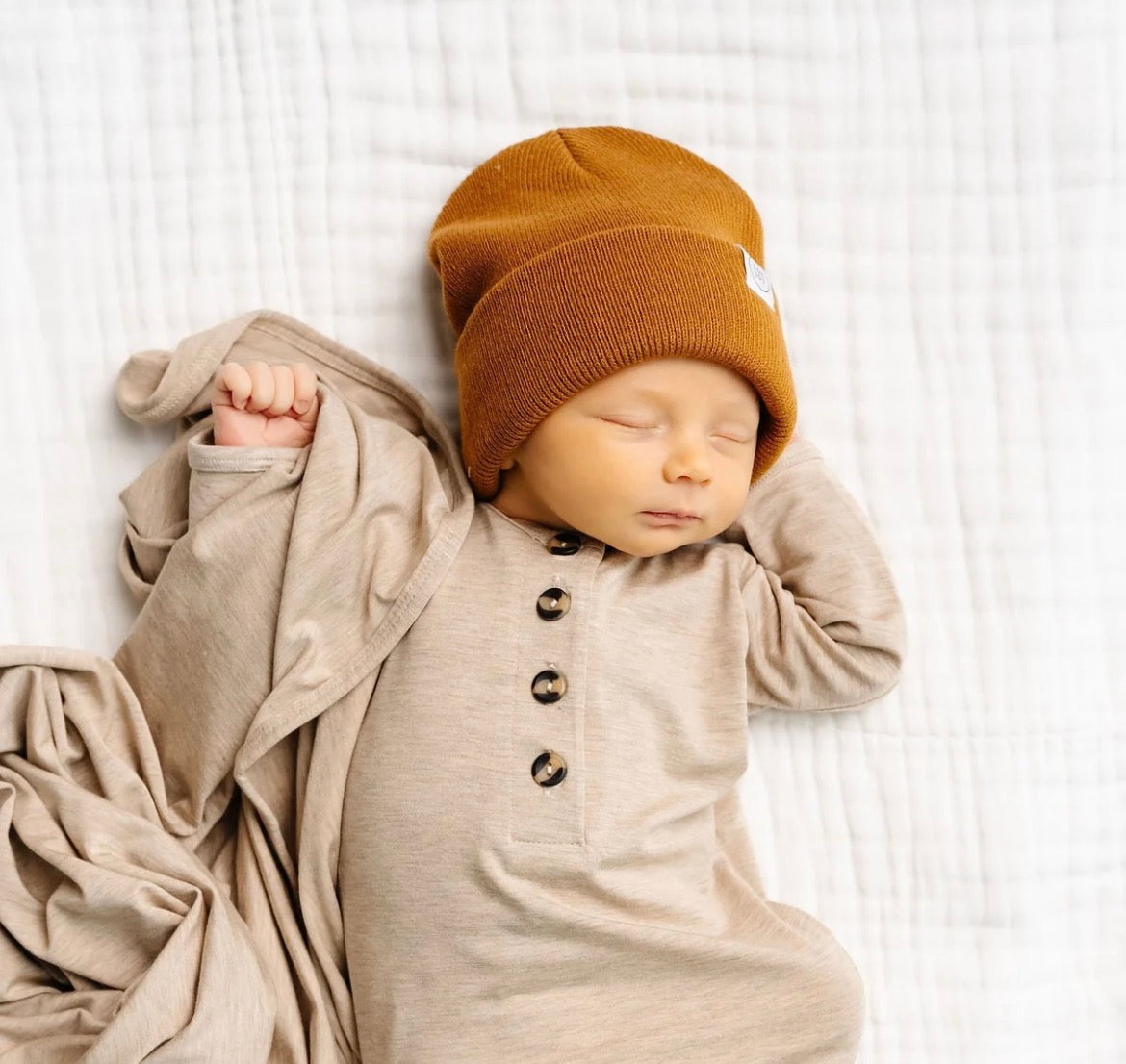 Model Wearing Lou Lou & Company Beanie - Camel Brown