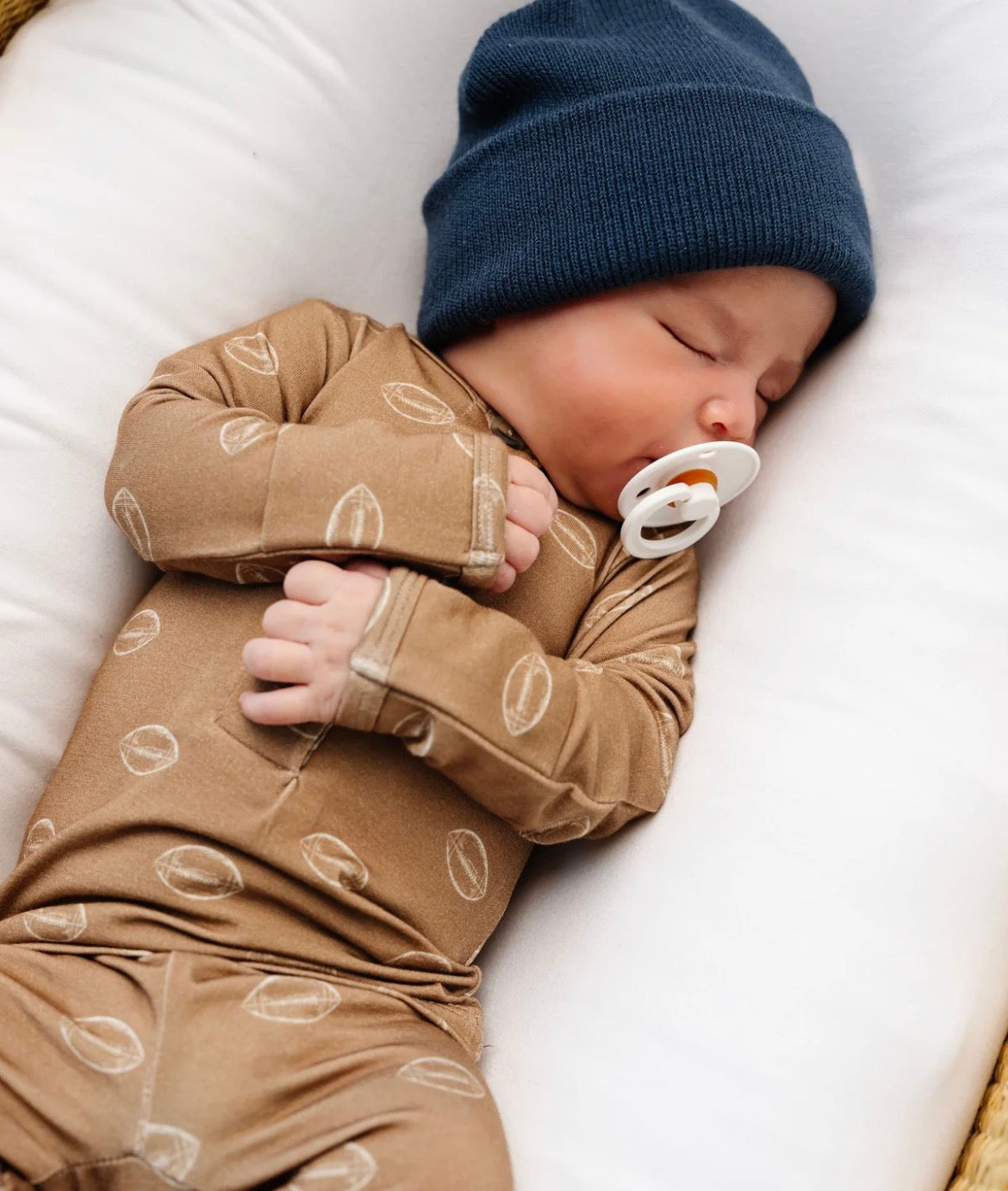 Model Wearing Lou Lou & Company Beanie - Navy