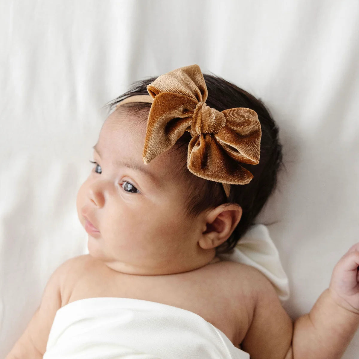 Model Wearing Lou Lou & Company Velvet Bow Headband - Cinnamon