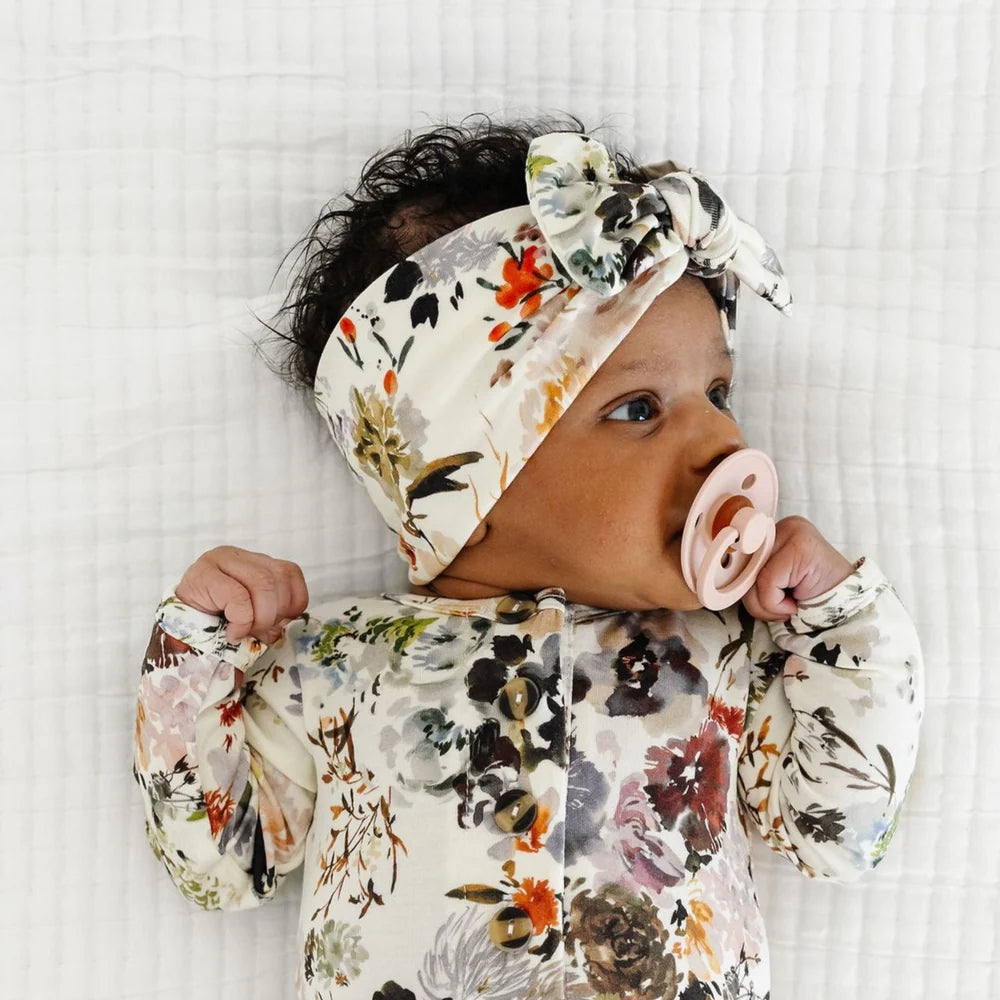 Model Wearing Lou Lou & Company Nellie Headband