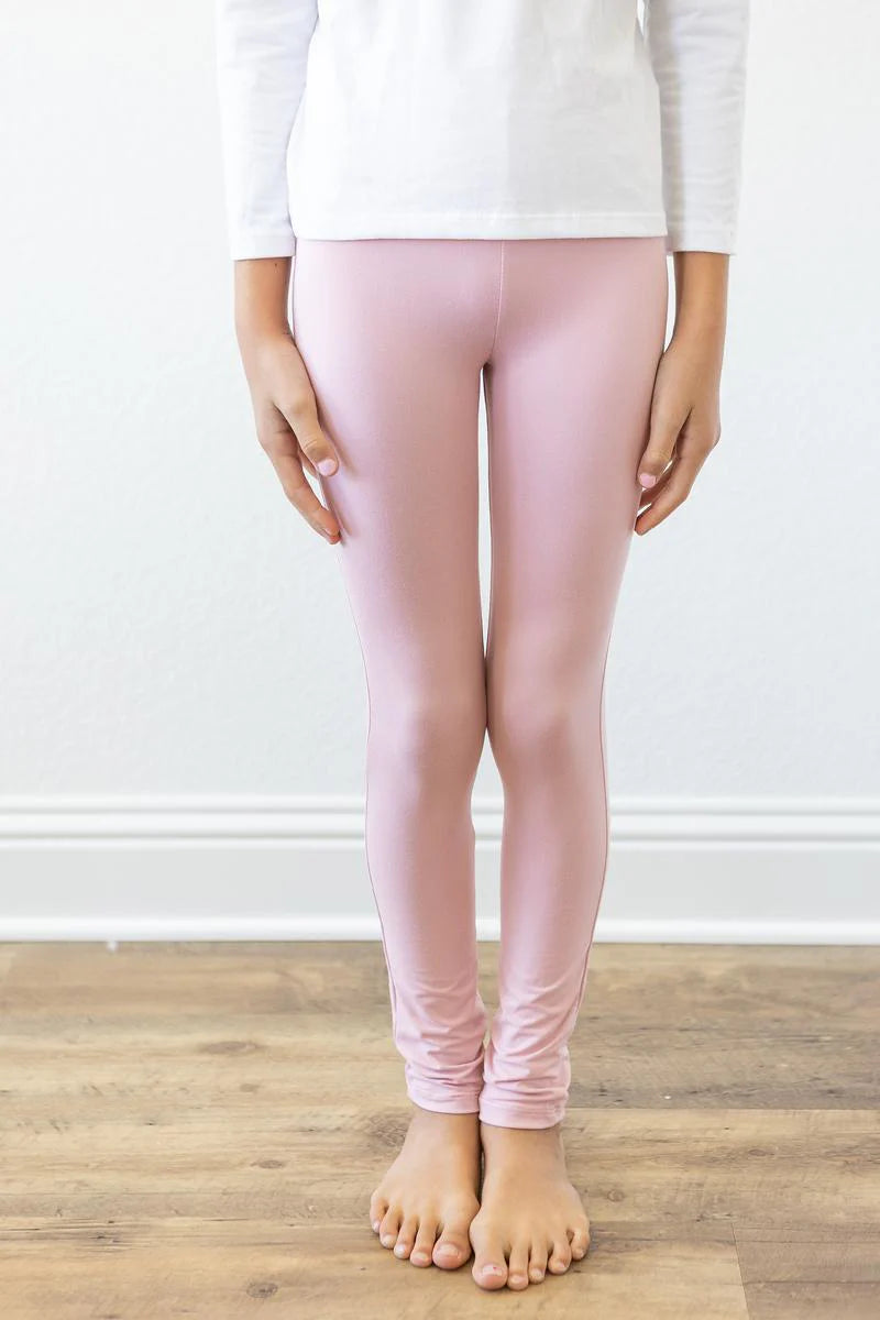 Model Wearing Mila & Rose Vintage Pink Leggings