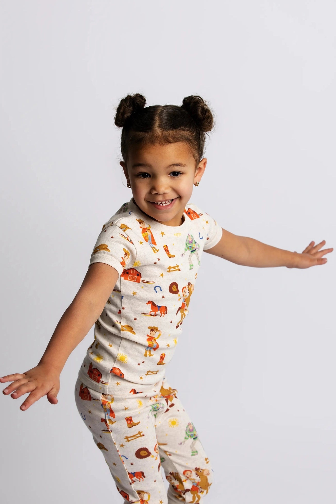 Model Wearing Monica + Andy Short Sleeve Two-Piece Pajama Set_toy Story Western Friends