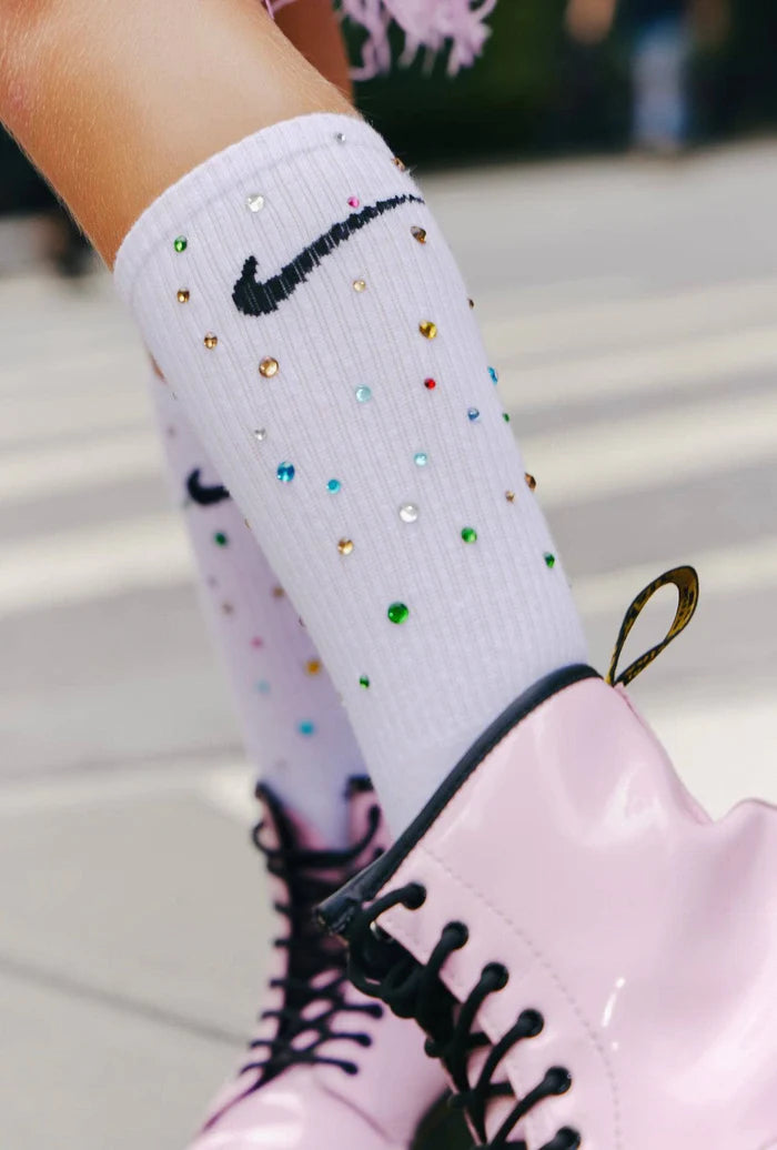 Model Wearing Lola And The Boys Gem Athletic Socks