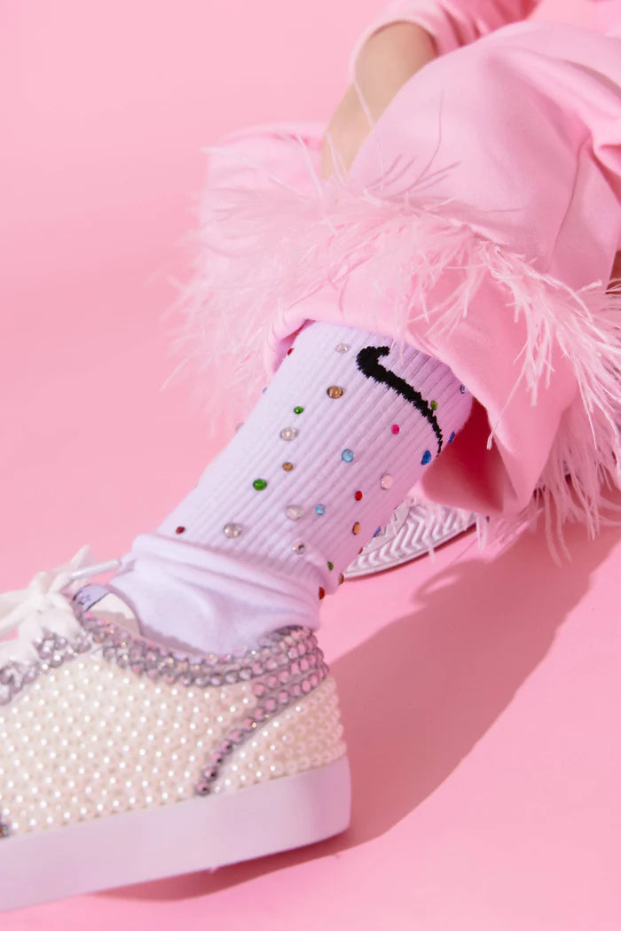 Model Wearing Lola And The Boys Gem Athletic Socks