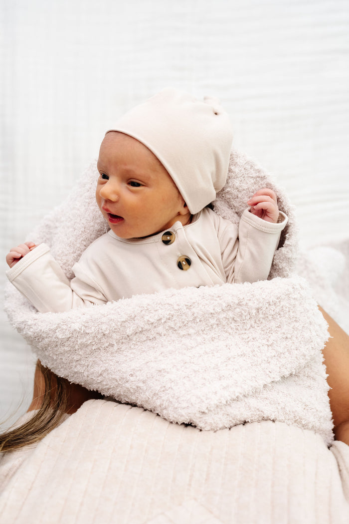 Model Using Lou Lou & Company Chenille Blanket - Dune - Small