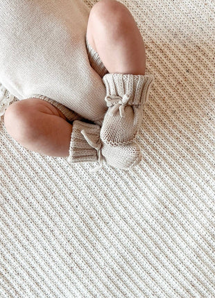 Model Wearing Pine Kids Knit Booties - Oat