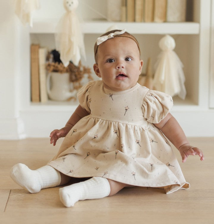 Model Wearing Quincy Mae Darla Dress || Magic
