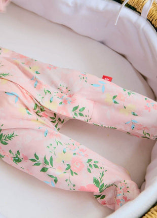 Model Wearing Magnetic Me Ainslee Modal Magnetic Footie