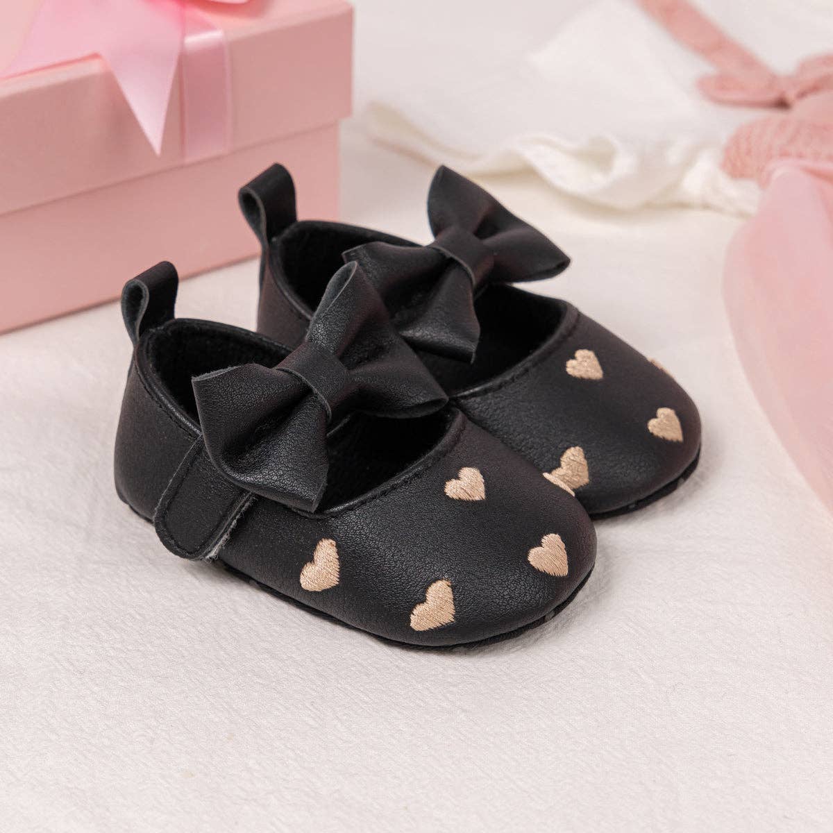Kids Charm Online Black W/Gold Heart Infant Shoes with Velcro. HMZ1615