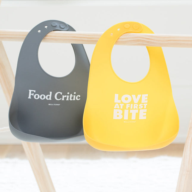 Bella Tunno Love at First Bite + Food Critic Wonder Bib Set