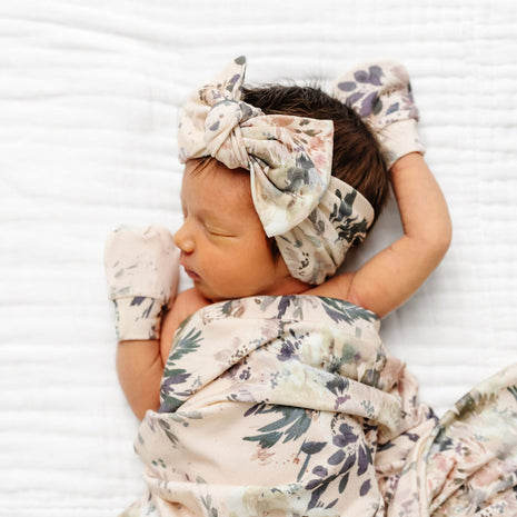 Lou Lou & Company Hazel No Scratch Mittens, Headband, and Swaddle Blanket