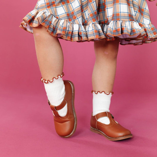 Model Wearing Little Stocking Co. Ribbed Lettuce Trim Midi Socks - Ivory/Sugar Almond