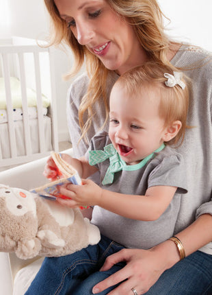 Model Using Demdaco Five Little Monkeys Puppet Book