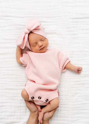 Model Wearing Lou Lou & Company Knit Headband - Blush
