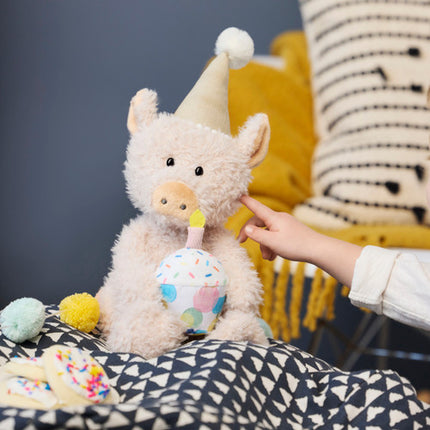 Model With Demdaco Piggy Wigg The Mechanical Singing Birthday Pig