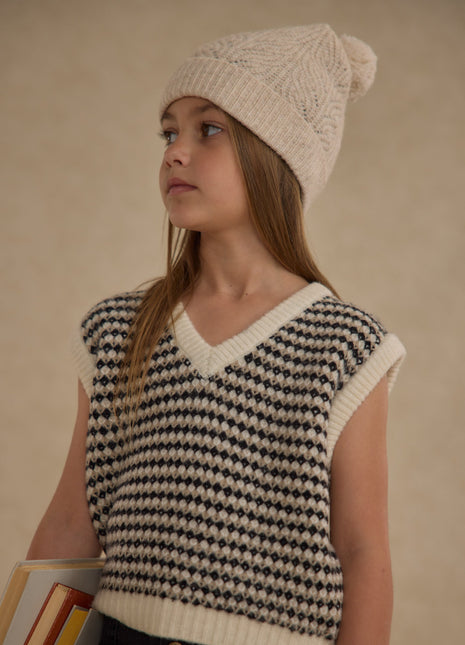 Model Wearing Rylee + Cru Sweater Vest || Black Speckle