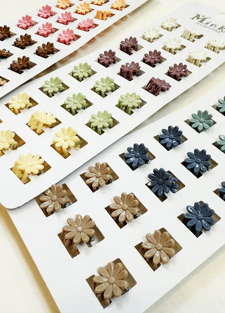 Love And Repeat 24 Pcs Assorted Color Mini Daisy Hair Claw