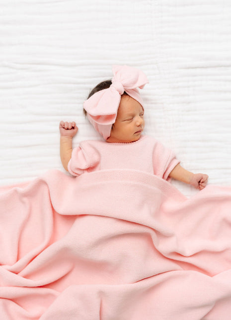 Model Wearing Lou Lou & Company Knit Blanket - Blush