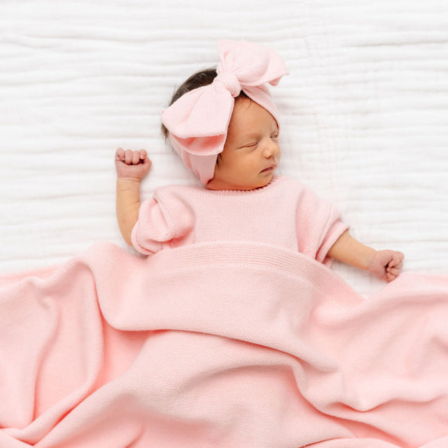 Model Wearing Lou Lou & Company Knit Blanket - Blush