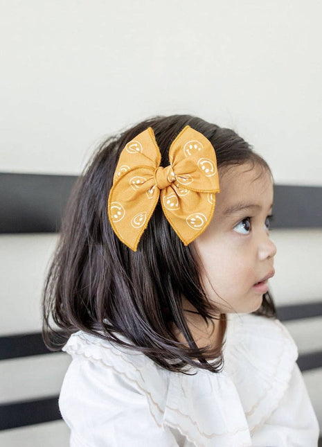 Be Happy Alligator Clip